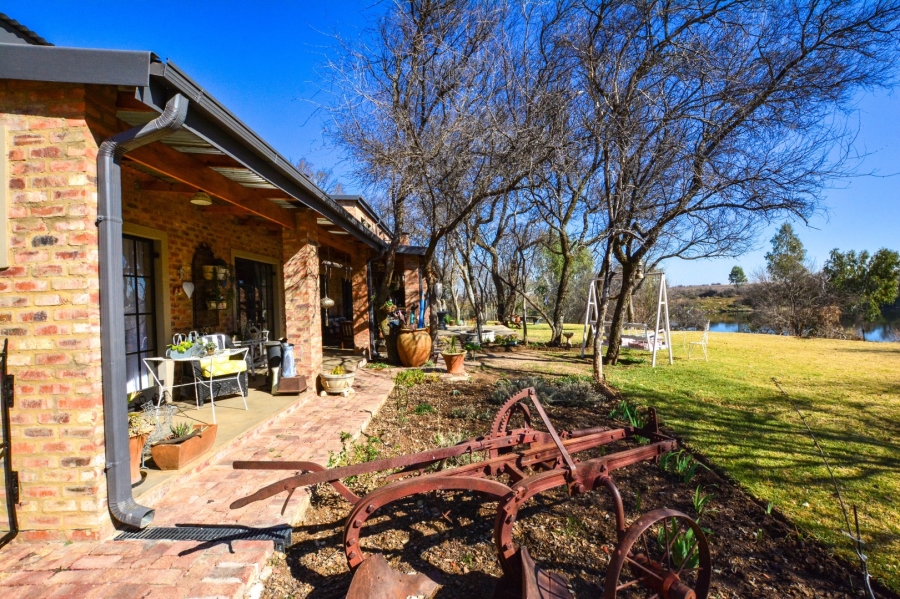 4 Bedroom Property for Sale in Potchefstroom Rural North West